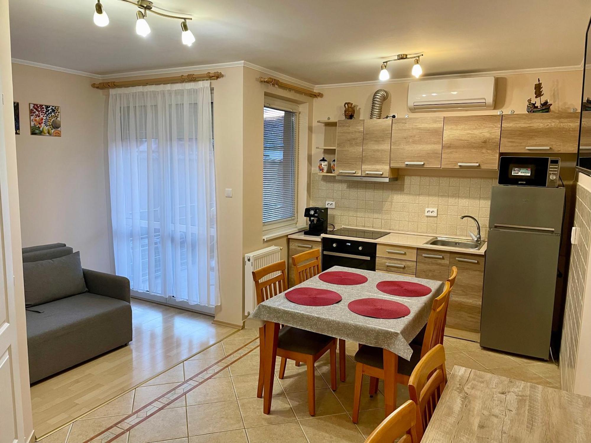 Marta Apartman Гайдусобосло Екстер'єр фото
